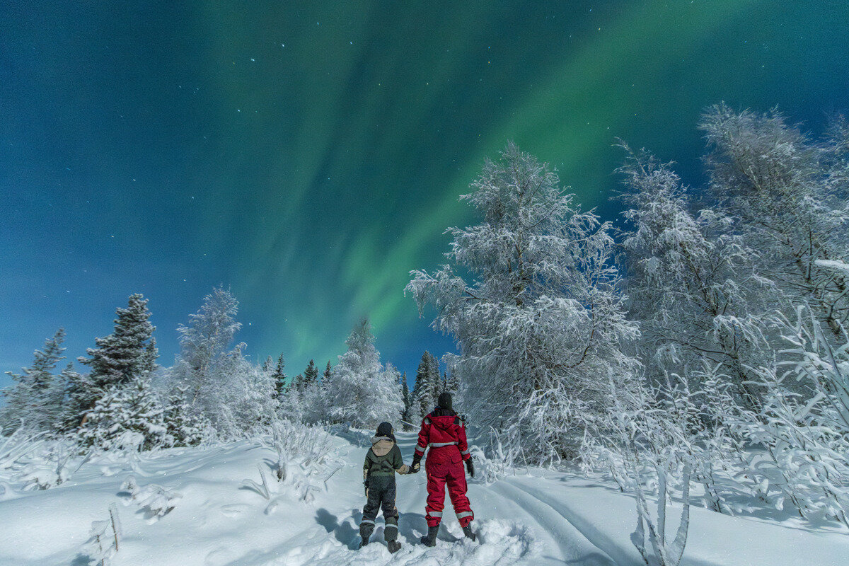 Khung cảnh mùa đông đặc trưng của Thụy Điển: ánh sáng mềm, thị trấn nhỏ và nhịp sống yên tĩnh – nền tảng tạo nên bản sắc của một quốc gia bình yên.
